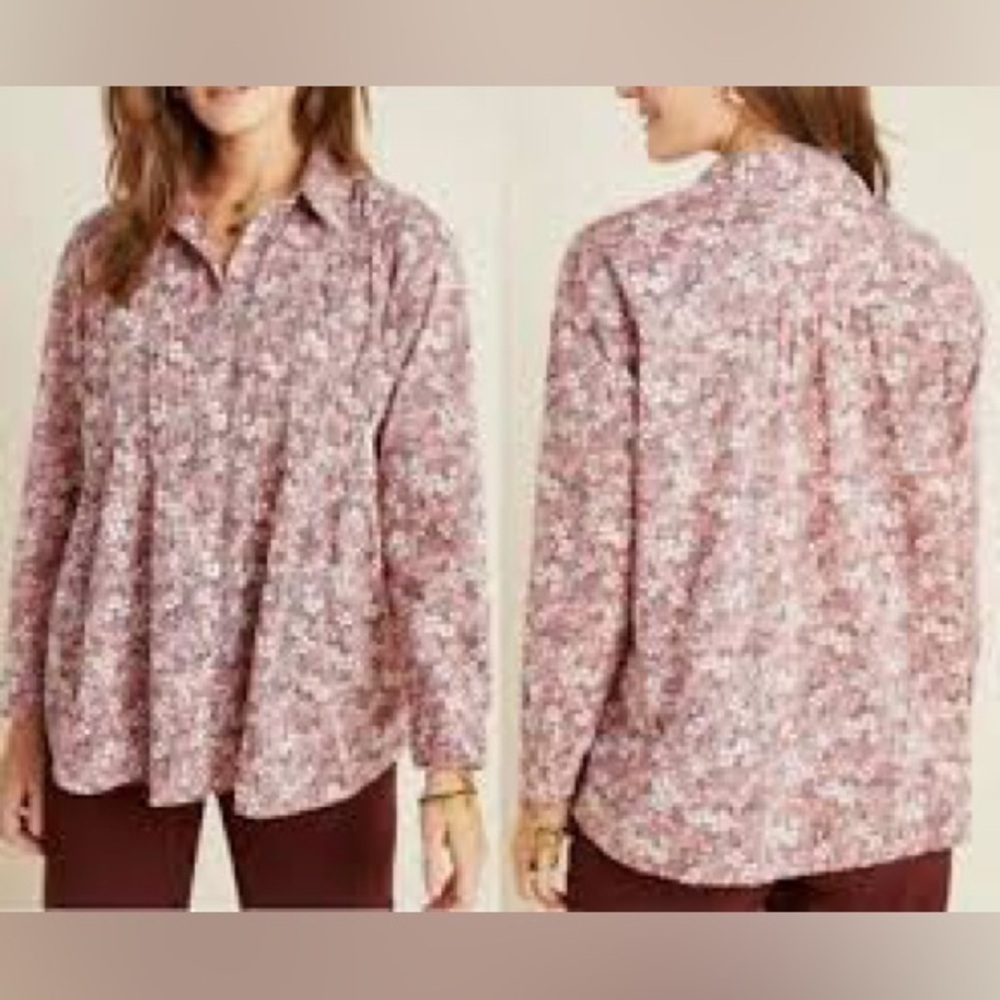 Anthropologie Pilcro Sasha smocked boyfriend top Size Medium, like new!!